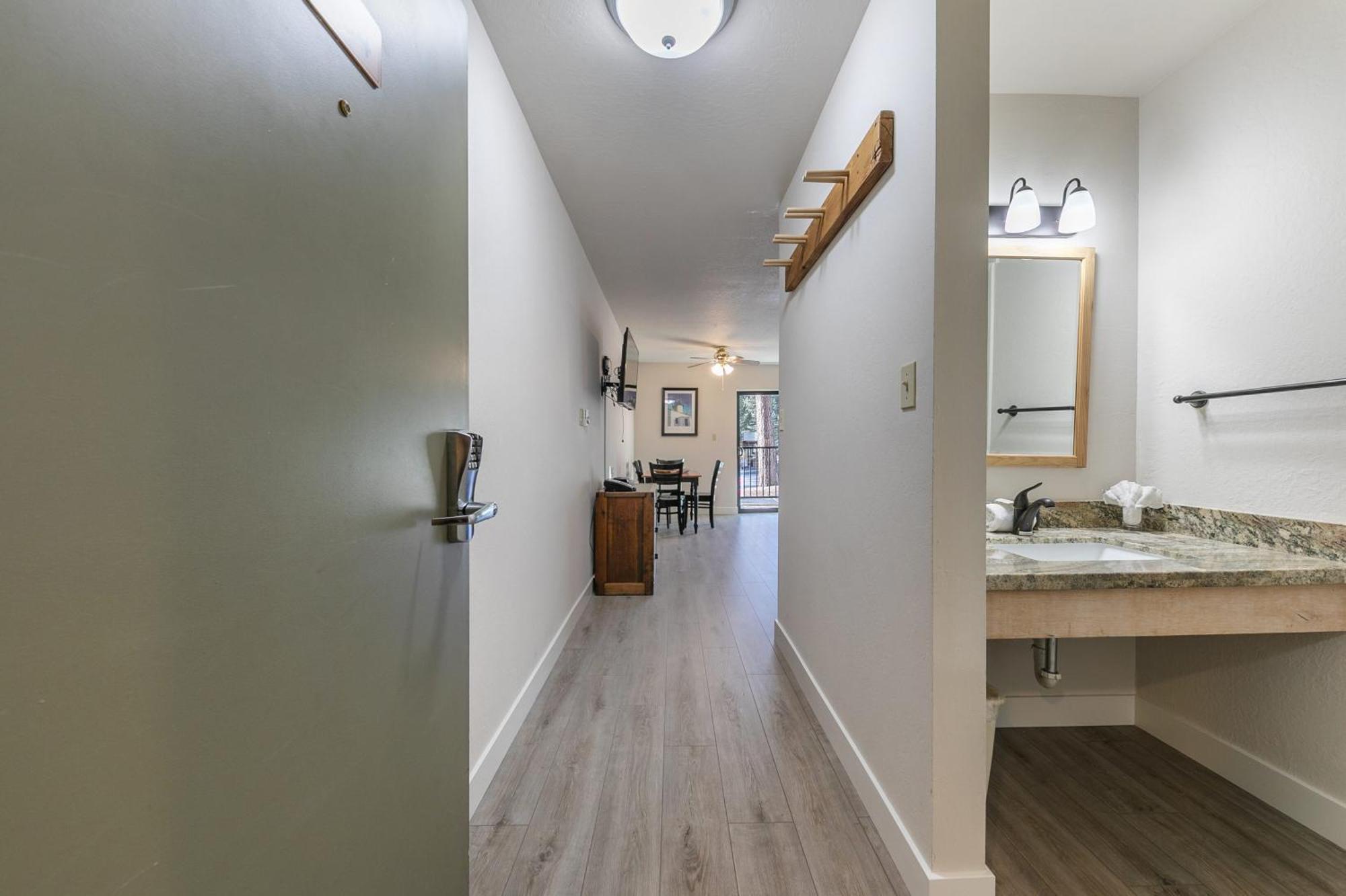 King Studio 2Nd Floor #234 At Donner Lake Village تروكي المظهر الخارجي الصورة